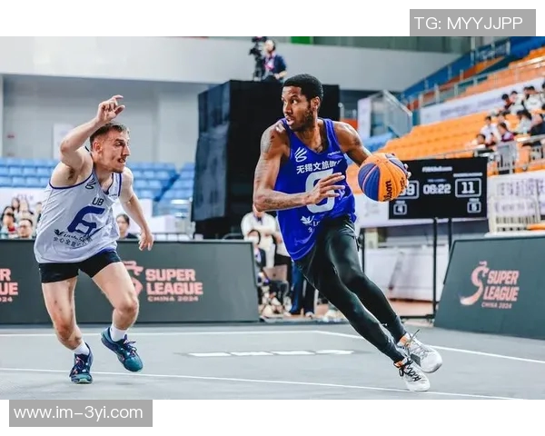 墨菲崛起为球队核心表现抢眼四场比赛场均323分助力球队胜利